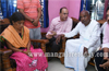 Deve Gowda visits residences of Deepak, Basheer; expresses condolence